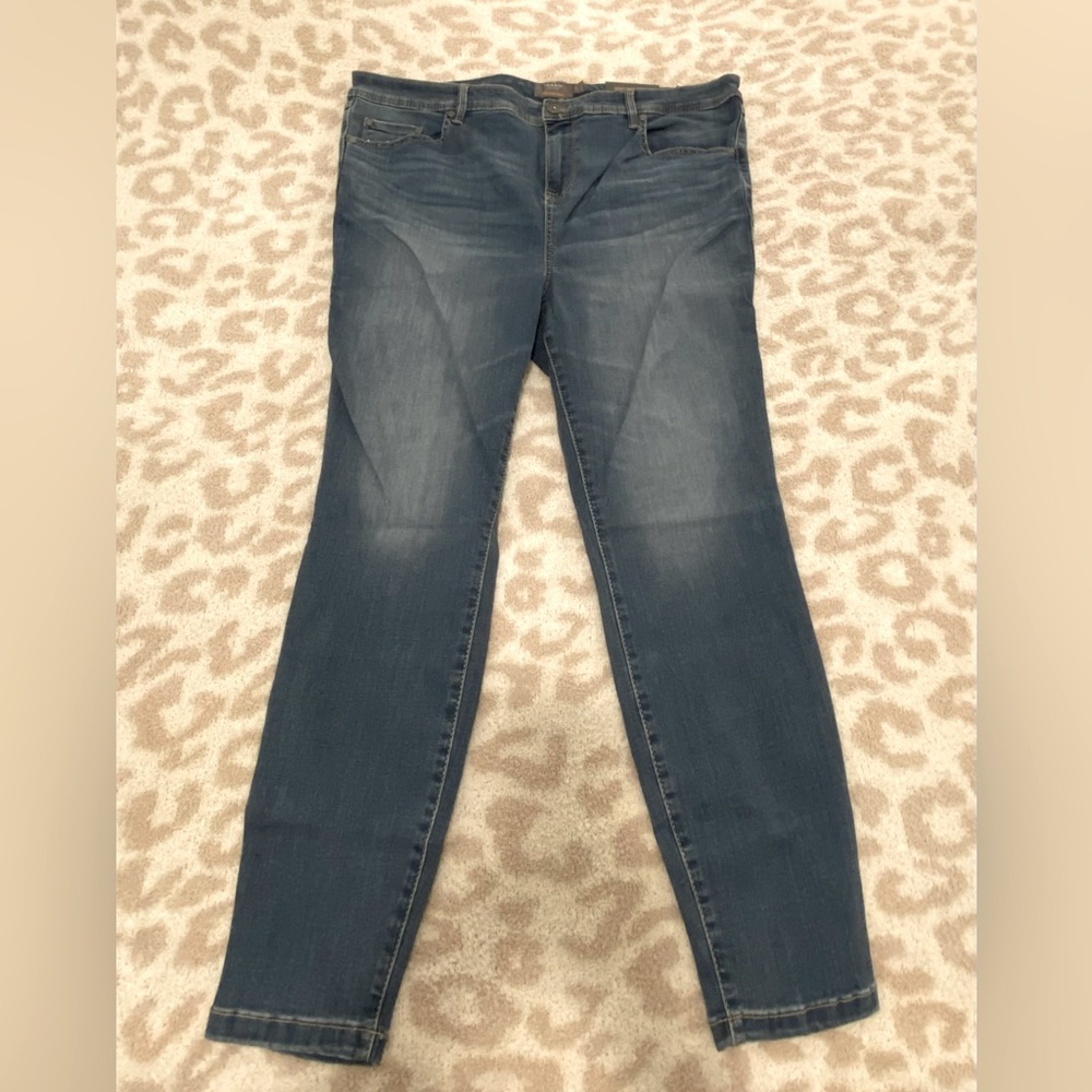 Torrid Luxe Super Skinny Super Soft Jeans - 20R